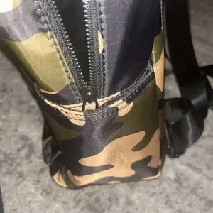BADGLEY MISCHKA Camouflage Backpack and Fanny pack NWT - 2 pc Badgley Mischka | Bags | Nwot Badgley Mischka Camo Backpack  main image 4